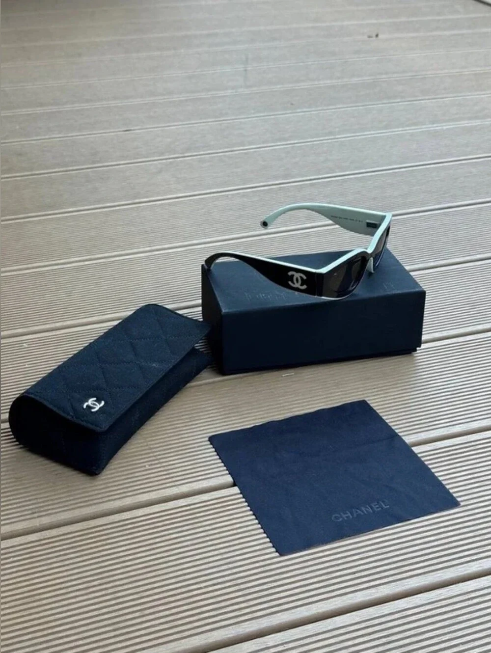 CHANEL Black White Cat-Eye Sunglasses with CC Accent